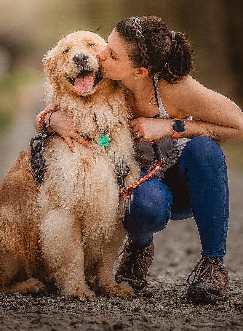 Join our national community of volunteers working to support our mission through lost pet reunification, foster-based rescue, events, on-campus help, and more.